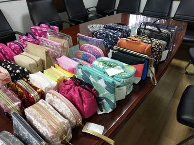 外貿(mào)實戰(zhàn)技巧 高效接待客戶參觀日用百貨工廠