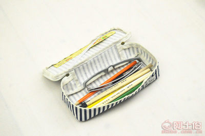 素樸時(shí)光 匠心巧制，打造一方棉麻條紋下的文具收納天地